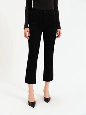 Daze Denim Shy Girl High Rise Crop Flare Jean - Size 29 NEW!